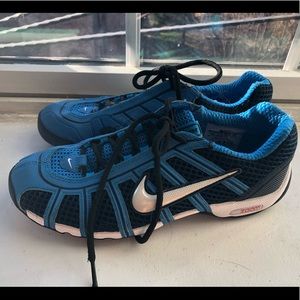 Nike Air Zoom fencer shoes